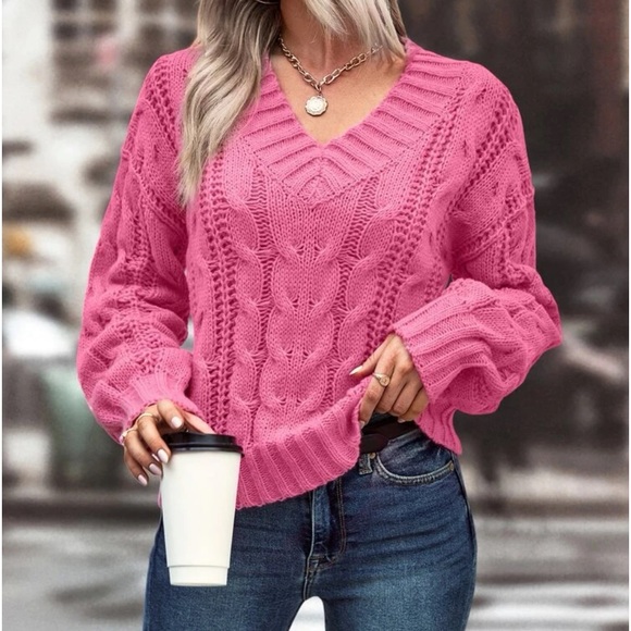 New V neck pink cable knit  sweater - Picture 3 of 6